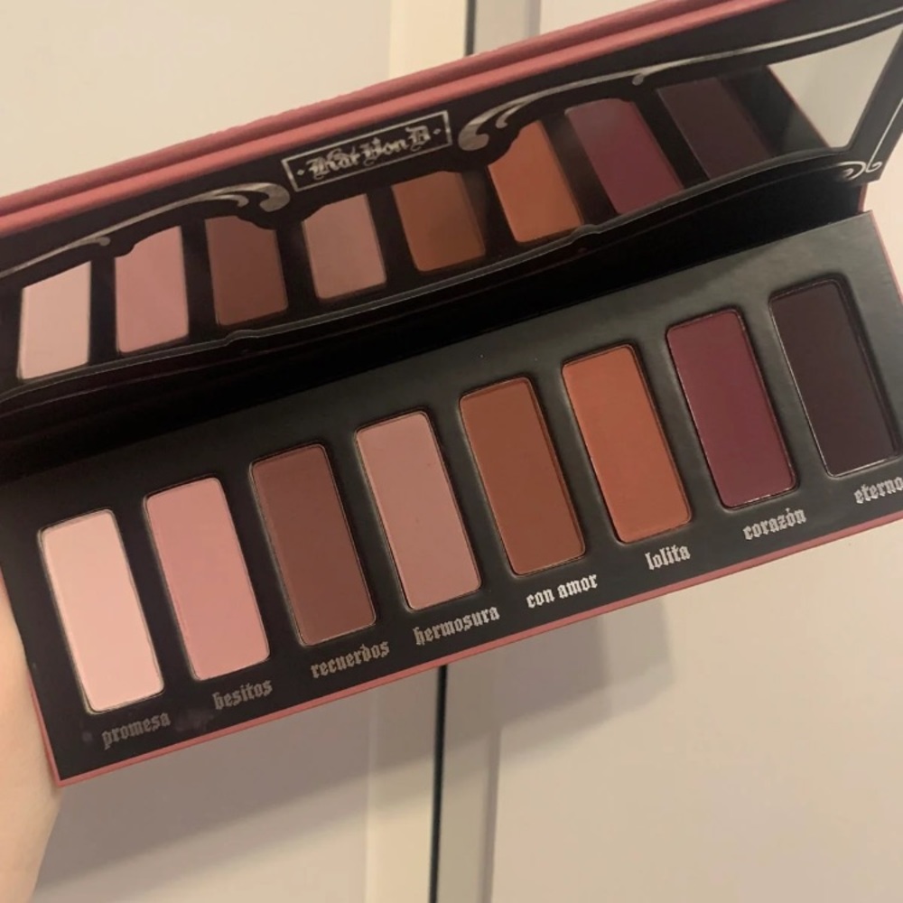 🌸⭐️Host Pick⭐️🌸Kat Von D Lolita eyeshadow palette